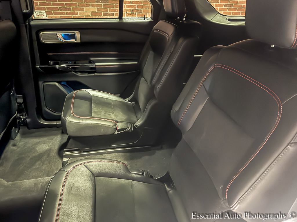 Used 2022 Ford Explorer ST-Line w/ Class IV Trailer Tow Package image 17