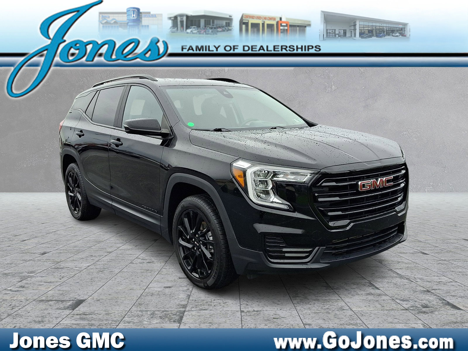 Certified 2023 GMC Terrain SLE w/ Driver Convenience Package image 1