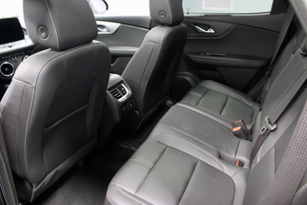 Used 2023 Chevrolet Blazer LT w/ Sound & Technology Package FWD image 20