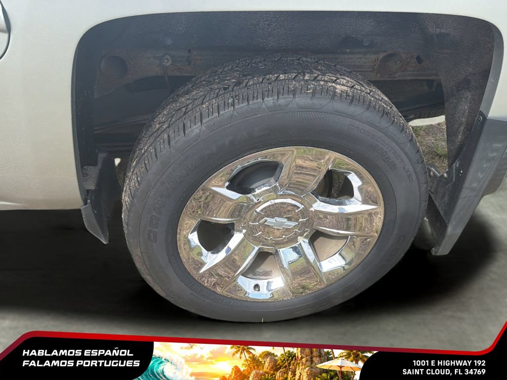 Used 2015 Chevrolet Silverado 1500 LTZ w/ LTZ Plus Package AWD/4WD image 12