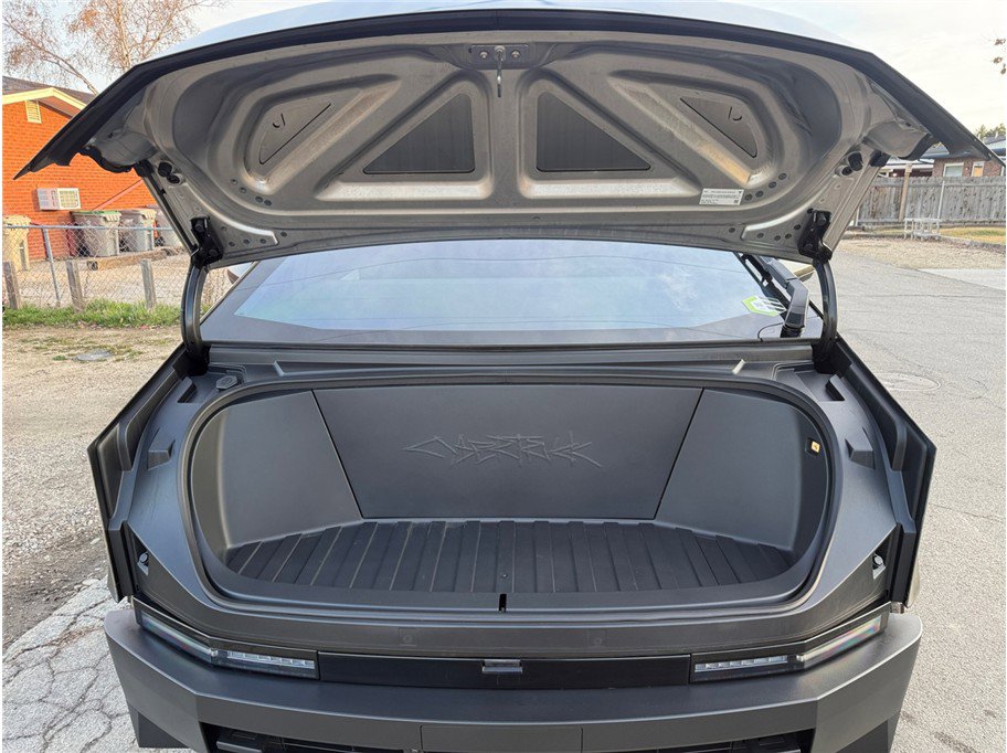 Used 2024 Tesla Cybertruck Cyberbeast image 50