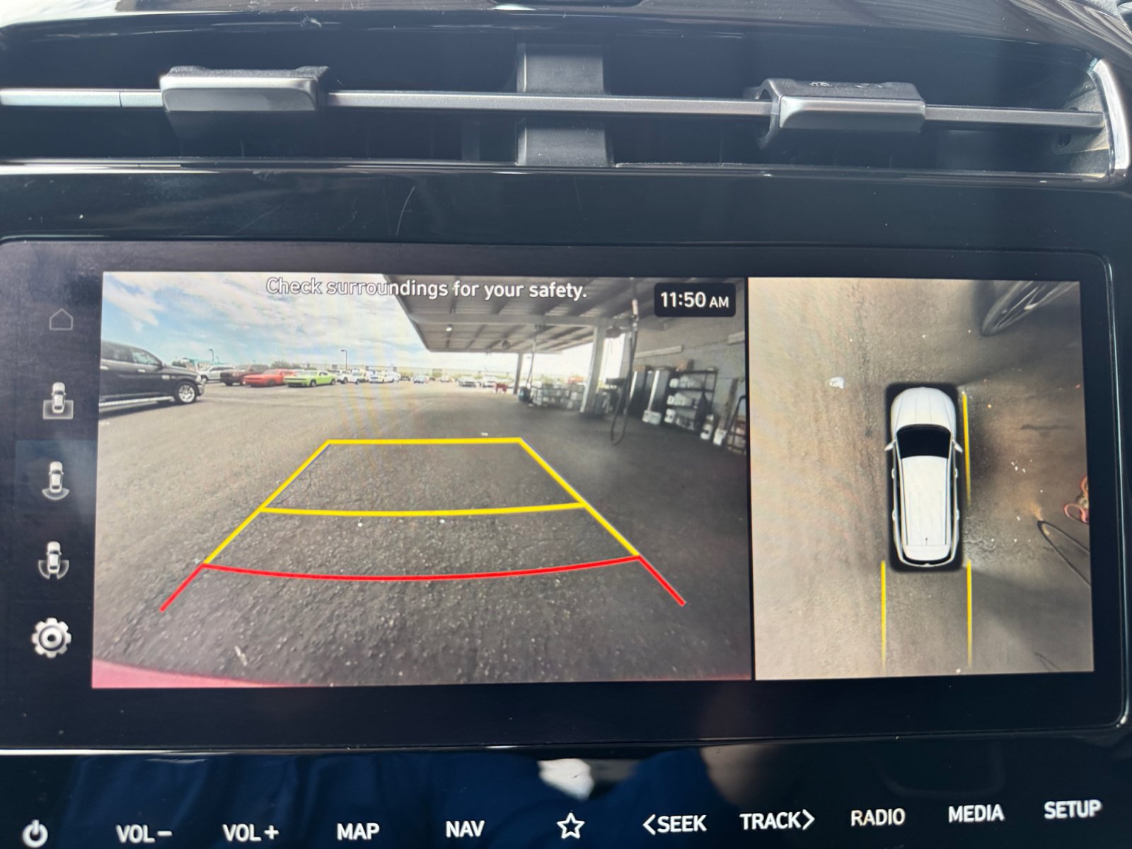 Used 2023 Hyundai Tucson Limited AWD/4WD image 25