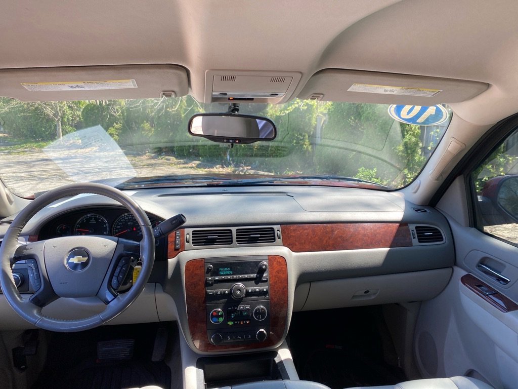 Used 2010 Chevrolet Tahoe LT AWD/4WD image 15
