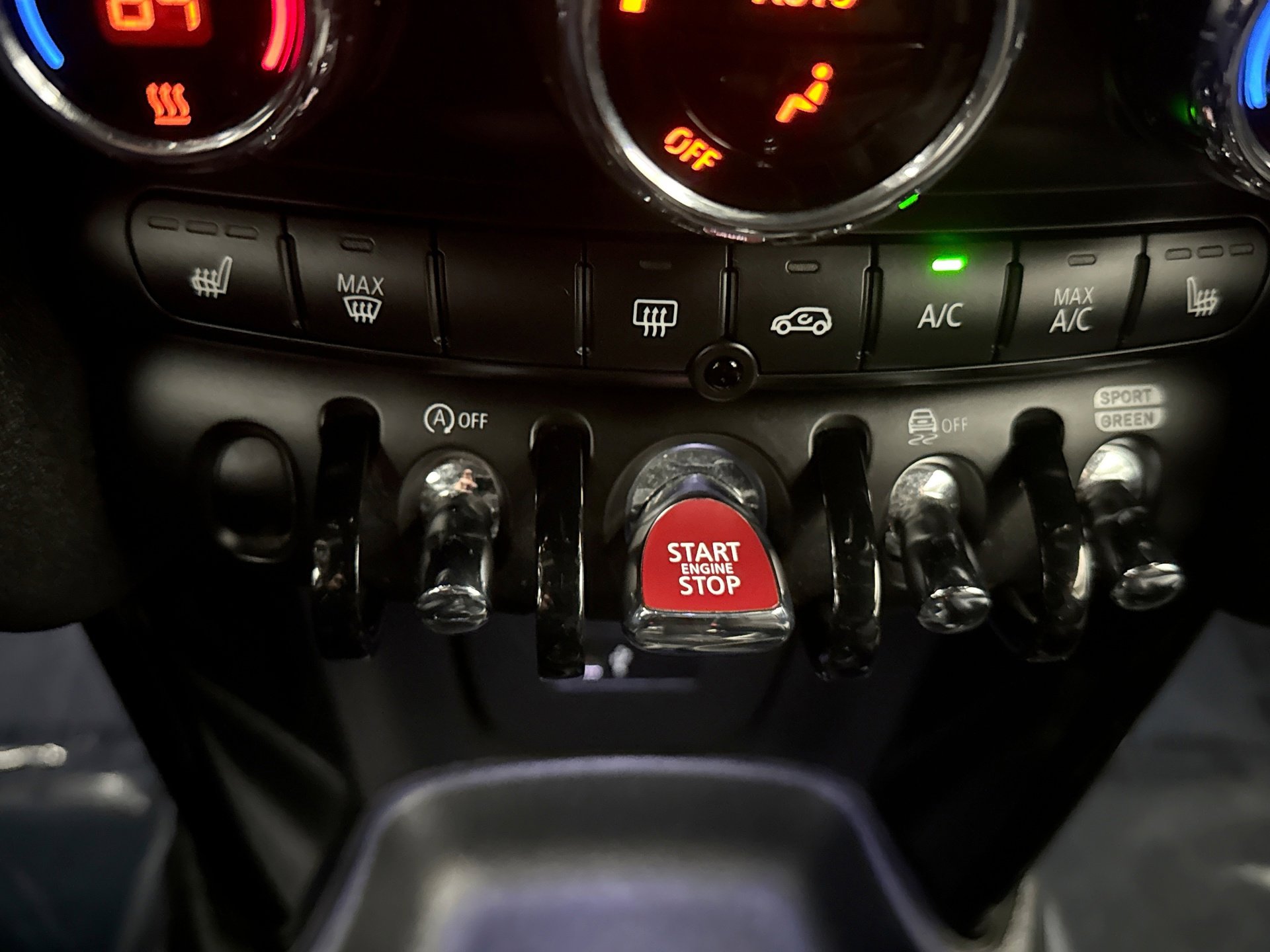 Used 2024 MINI Cooper S image 19