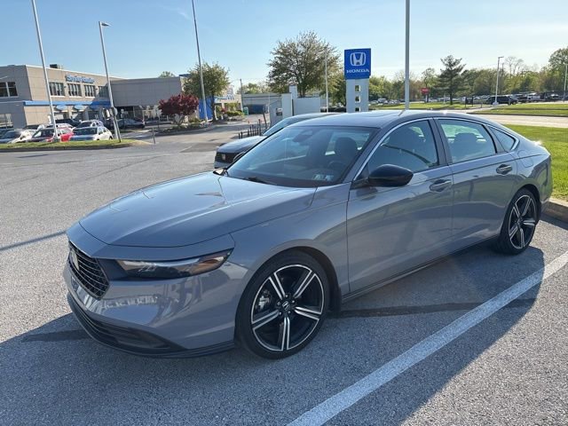 Used 2023 Honda Accord Sport image 3
