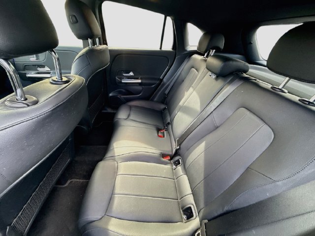 Used 2023 Mercedes-Benz GLA 250 4MATIC image 29