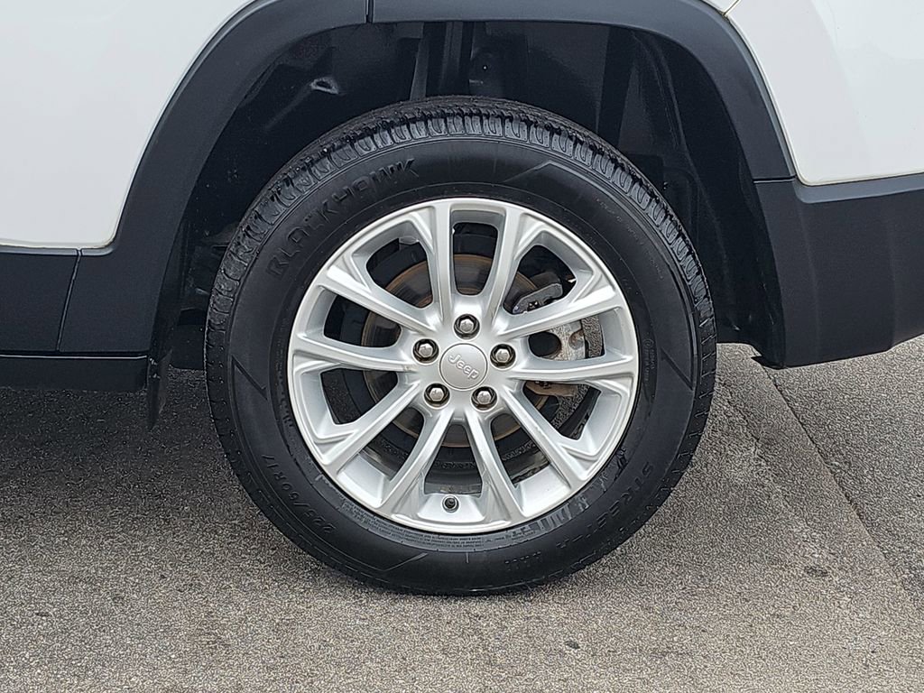 Used 2020 Jeep Cherokee Latitude image 35