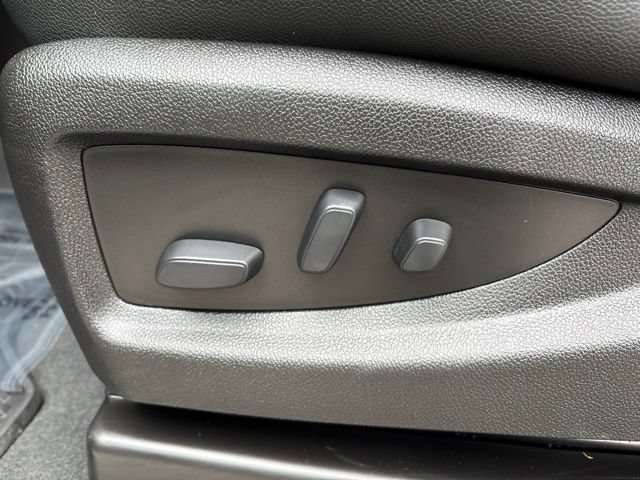 Used 2019 Chevrolet Silverado 2500 LTZ w/ Duramax Plus Package AWD/4WD image 13