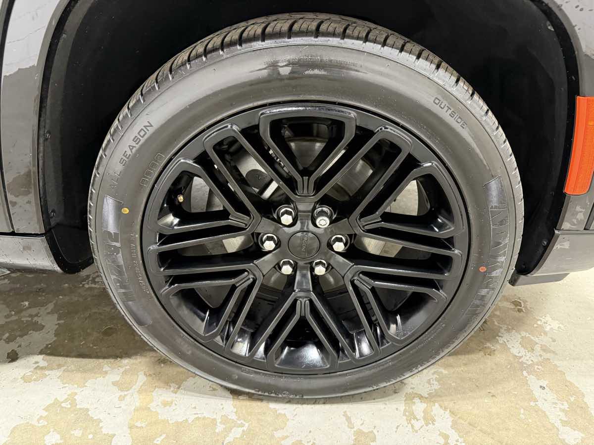 Used 2024 Jeep Wagoneer Series II w/ Convenience Group I image 6