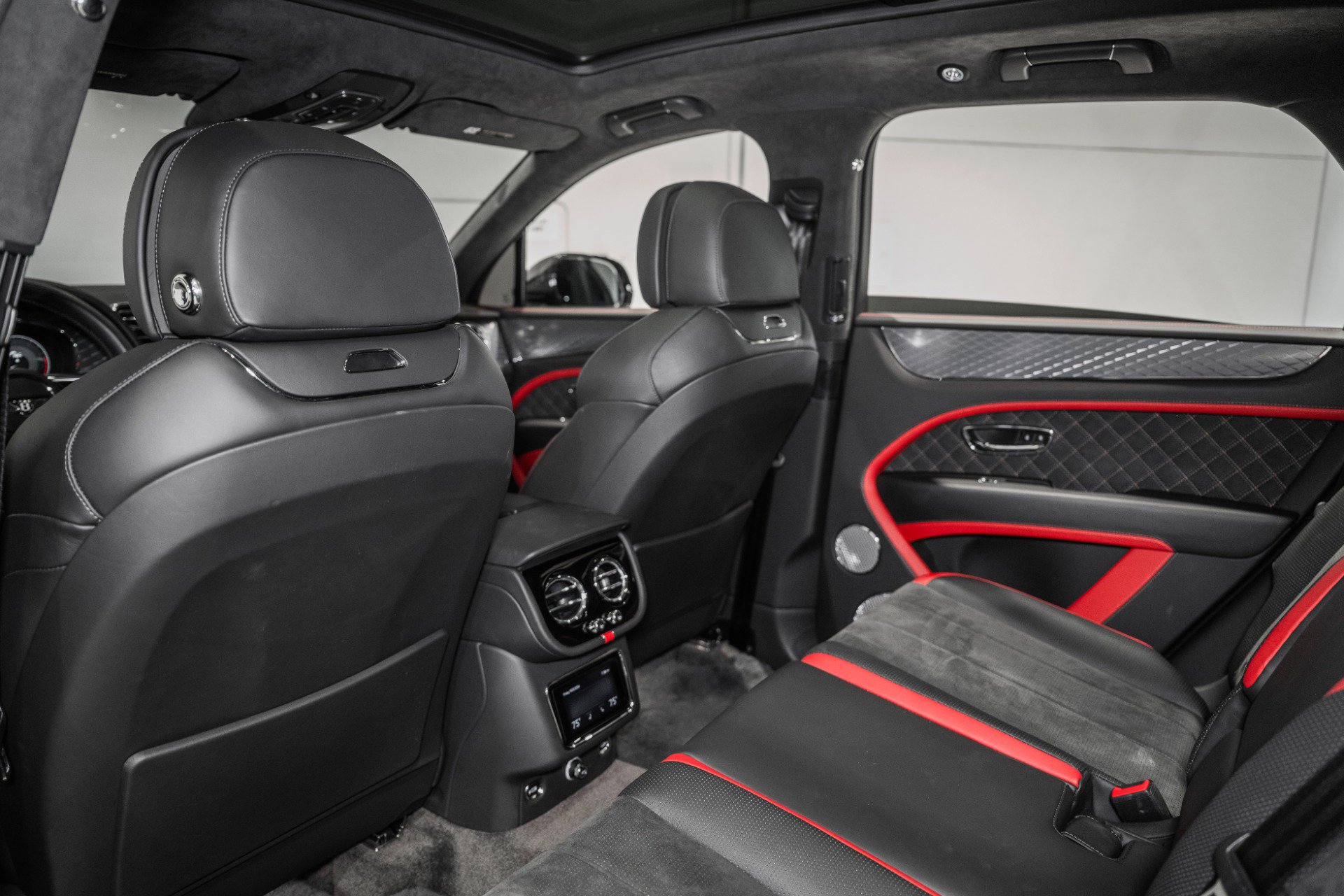 Certified 2022 Bentley Bentayga Speed AWD/4WD image 22