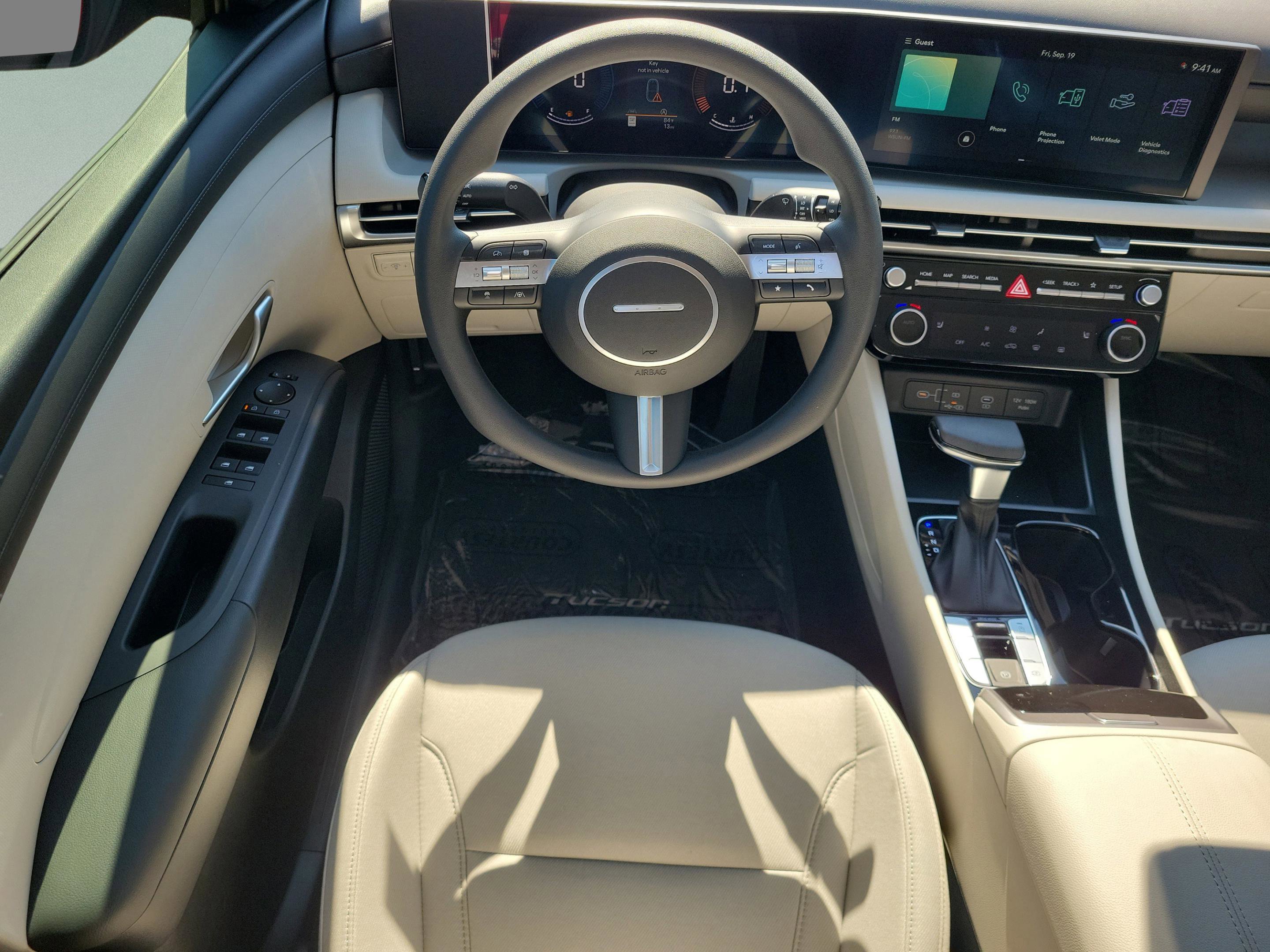 New 2026 Hyundai Tucson SEL image 24