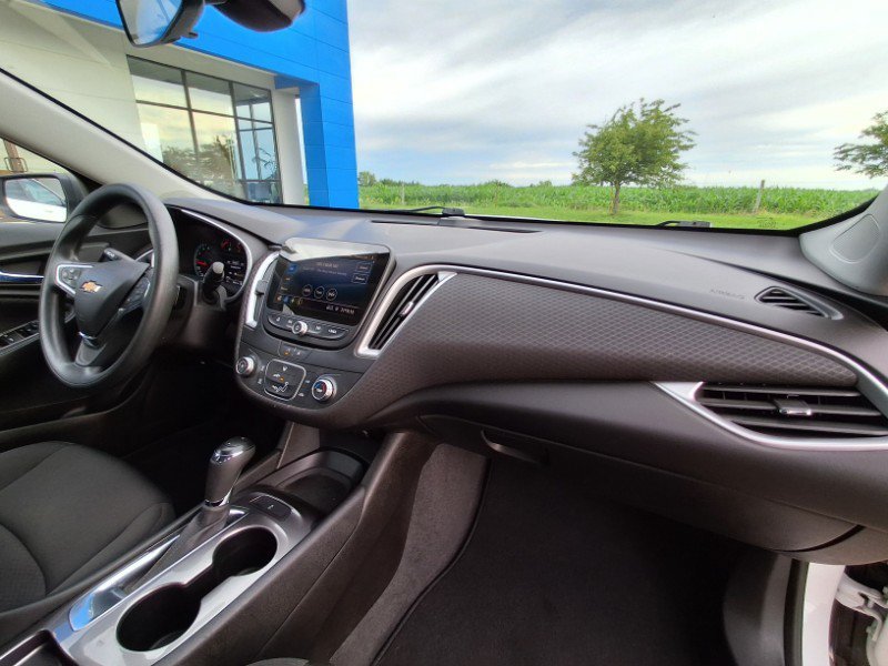 Used 2020 Chevrolet Malibu LS FWD image 14