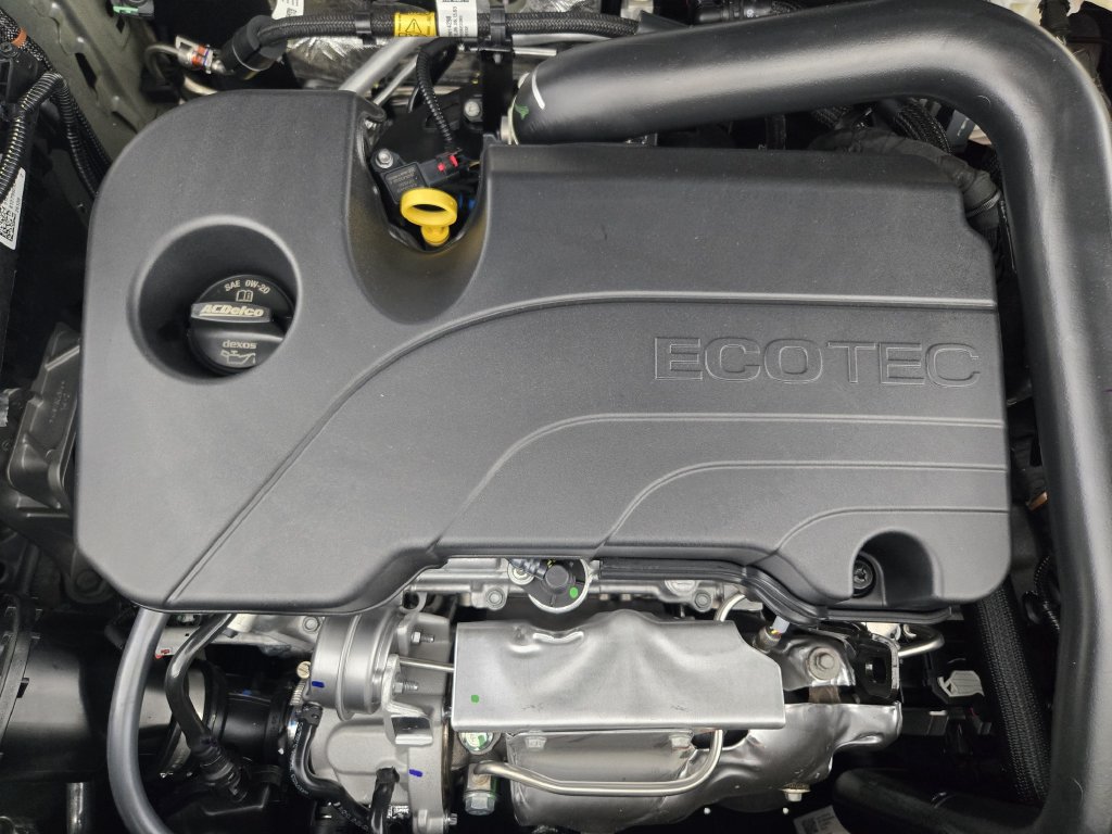 New 2026 Chevrolet Equinox RS FWD image 36