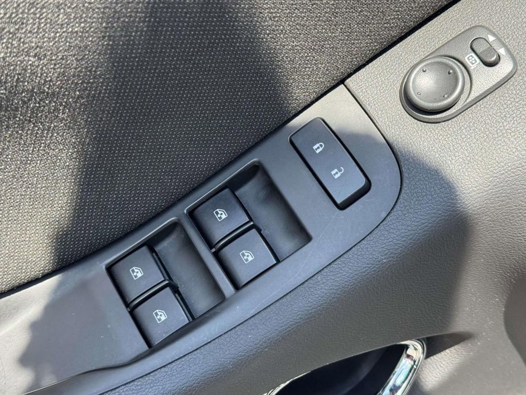Used 2015 Chevrolet Camaro LT RWD image 14