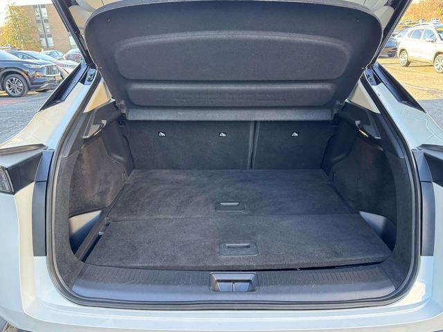 Used 2023 Nissan Ariya AWD image 13