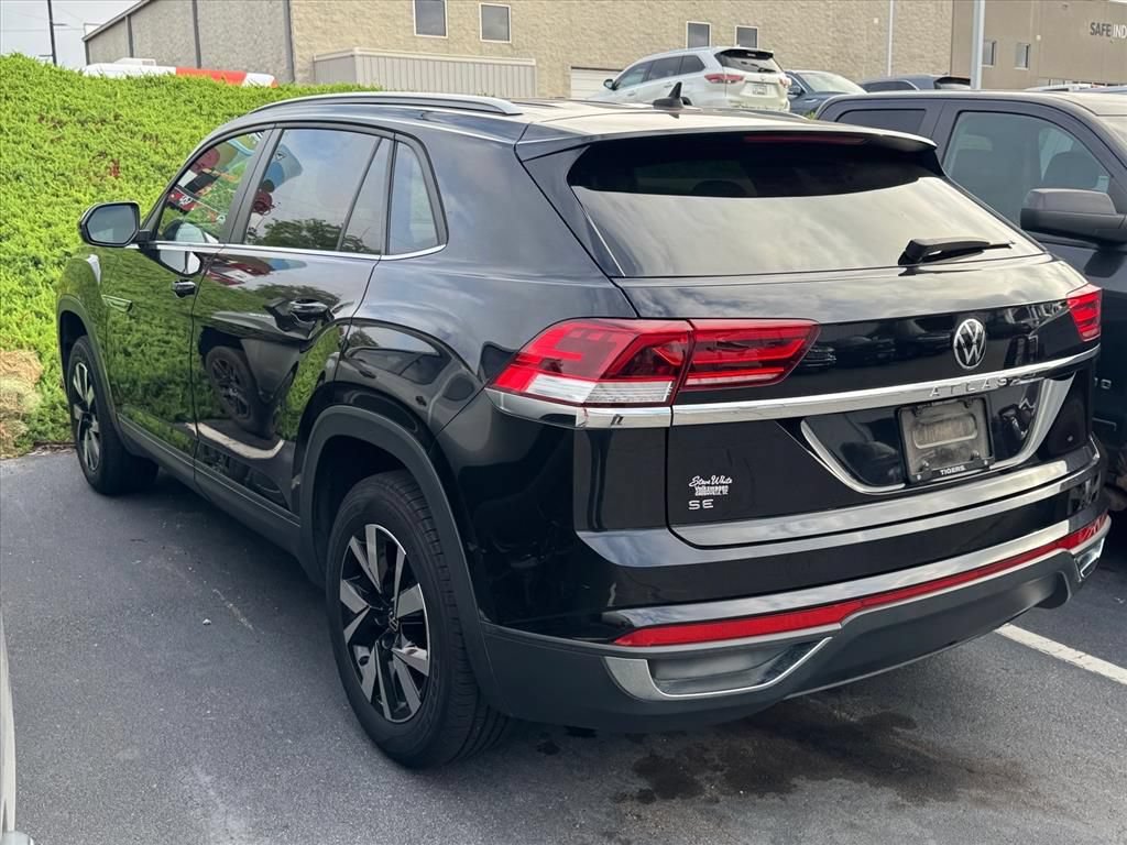 Used 2022 Volkswagen Atlas Cross Sport SE FWD image 8
