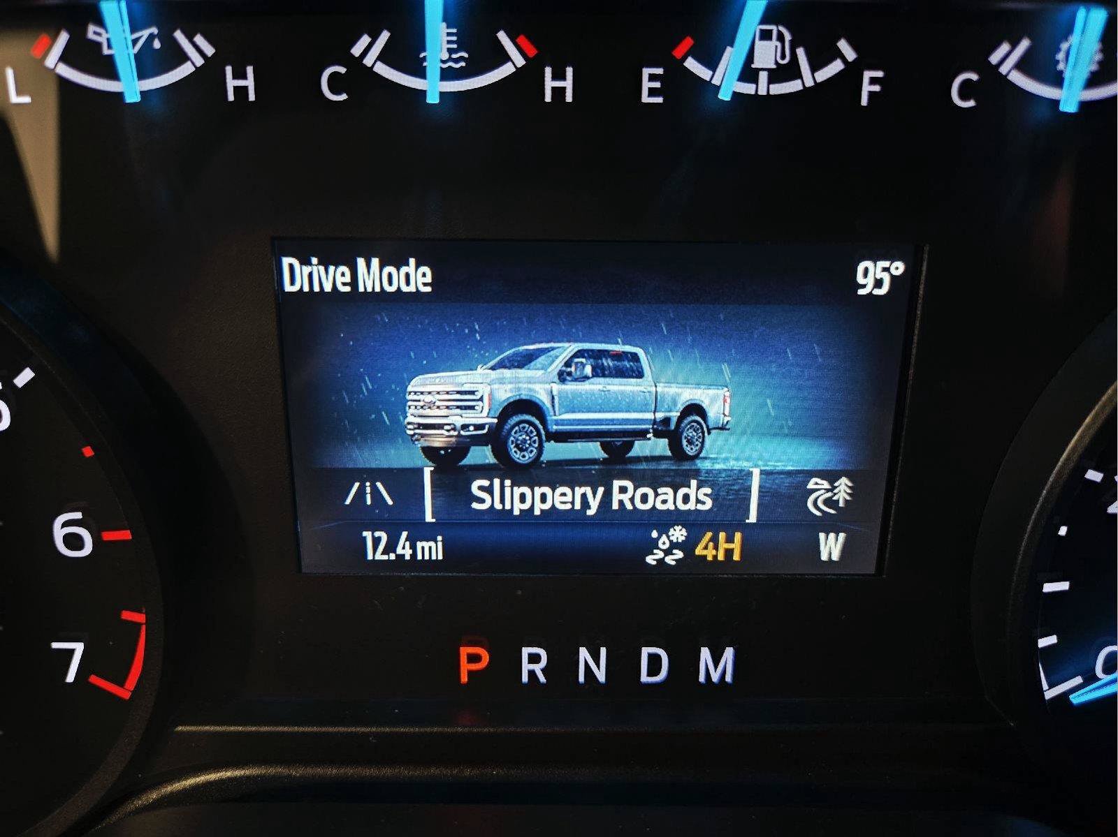 New 2026 Ford F350 XL w/ FX4 Off-Road Package AWD/4WD image 26