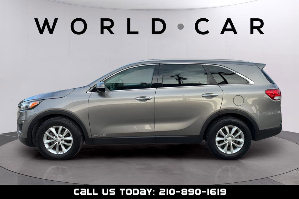 Used 2016 Kia Sorento LX w/ LX Convenience Package AWD/4WD image 4
