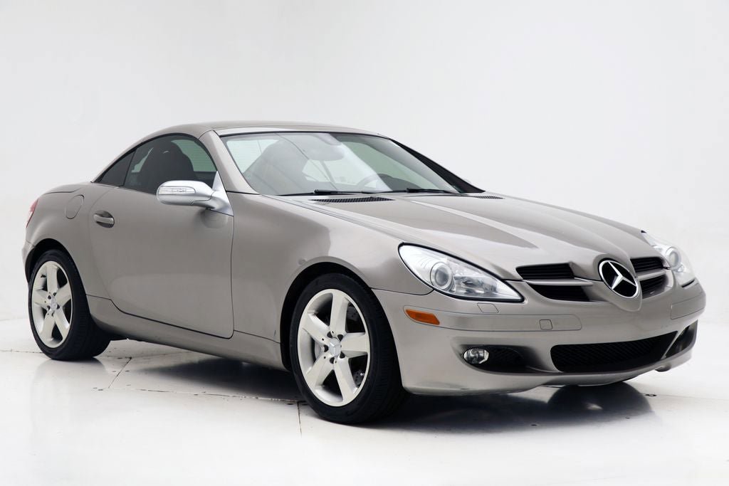 Used 2005 Mercedes-Benz SLK 350 image 2