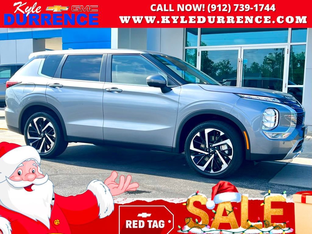 Used 2024 Mitsubishi Outlander SE image 1