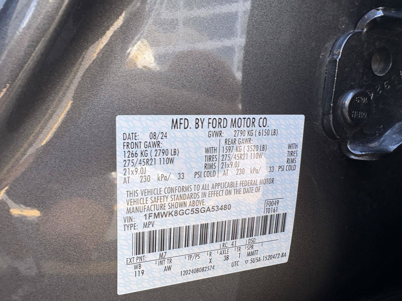 Used 2025 Ford Explorer ST AWD/4WD image 17