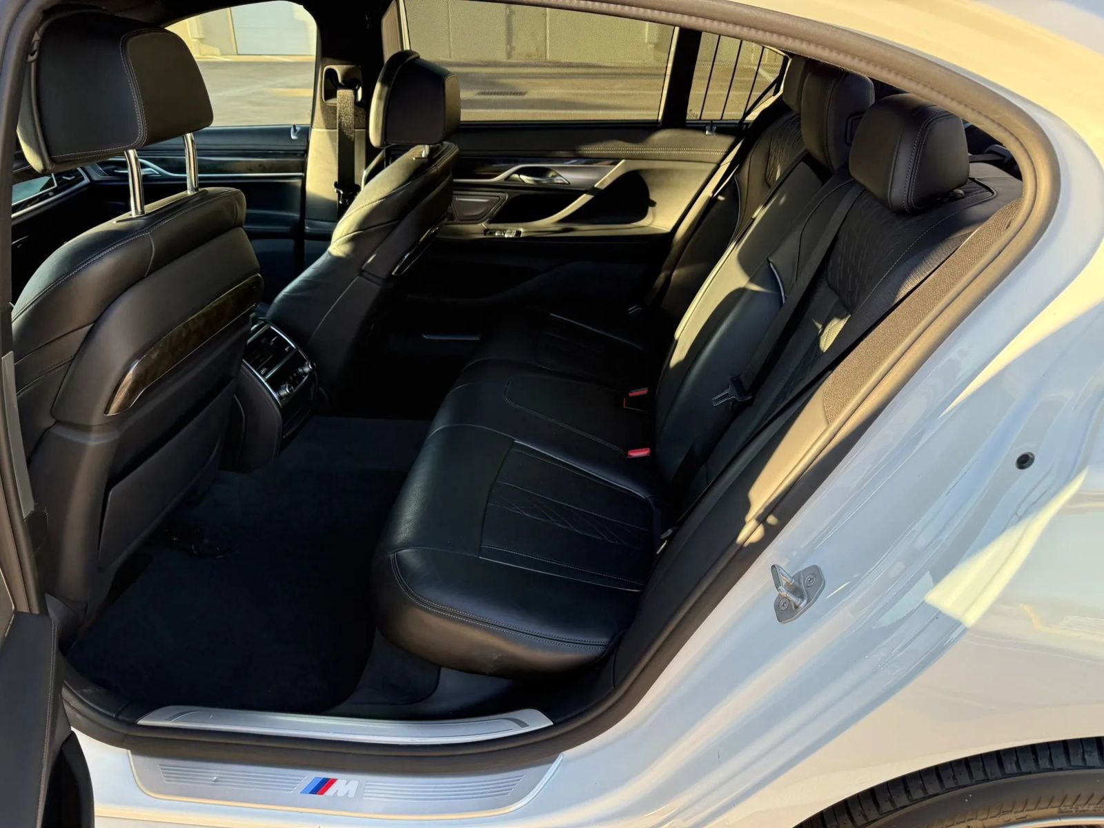 Used 2016 BMW 740i image 16