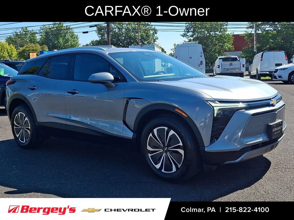 Used 2024 Chevrolet Blazer EV LT AWD/4WD image 3