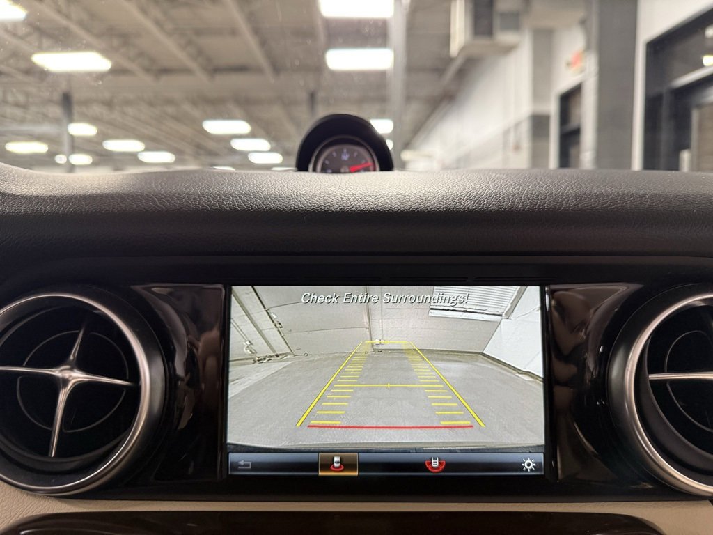 Used 2017 Mercedes-Benz SLC 300 image 13