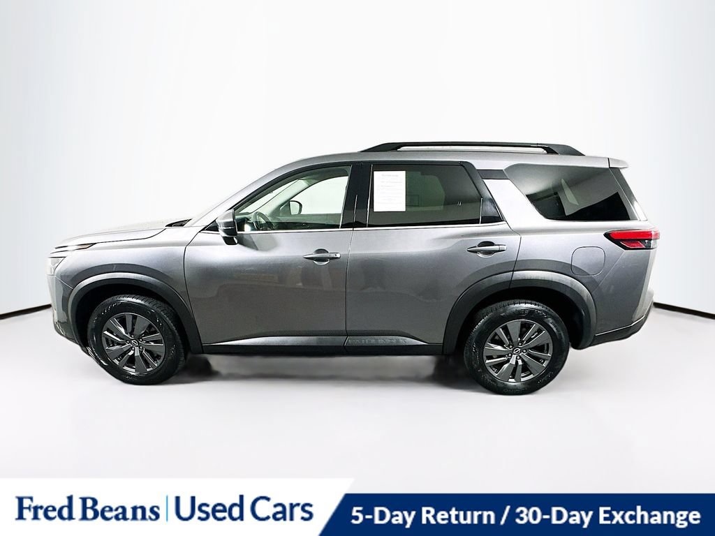 Used 2024 Nissan Pathfinder SV AWD/4WD image 5