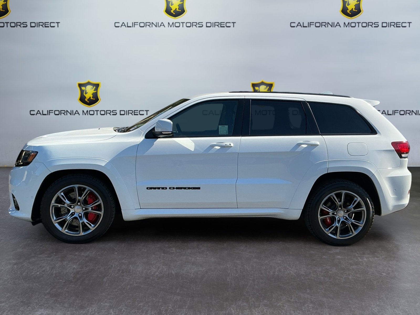 Used 2021 Jeep Grand Cherokee SRT w/ Trailer Tow Group IV AWD/4WD image 8