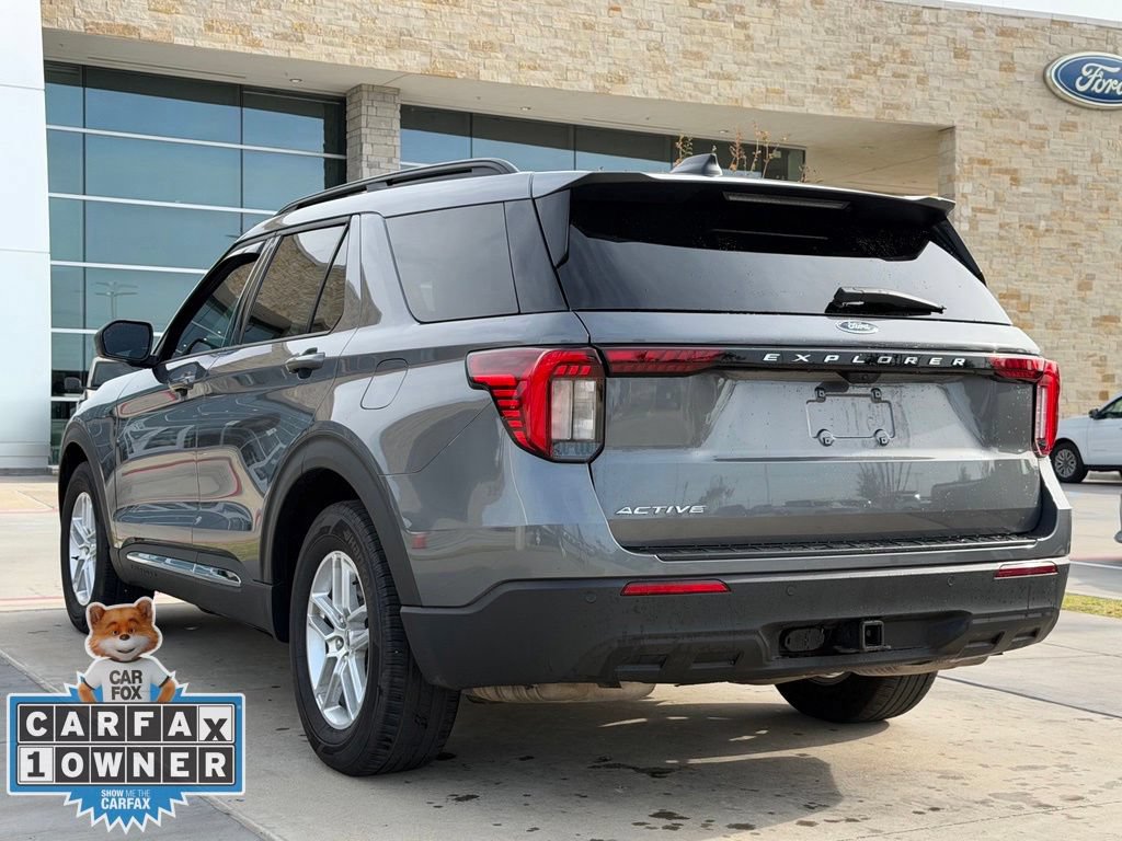 Used 2025 Ford Explorer Active RWD image 9