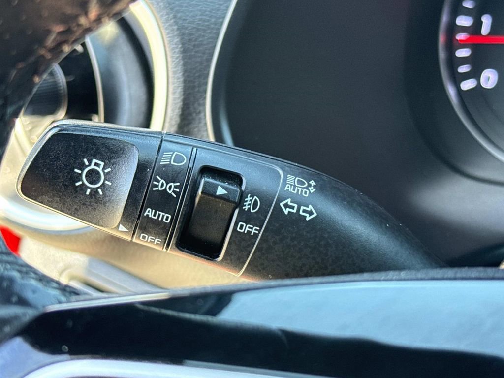 Used 2024 Kia Forte GT-Line image 40