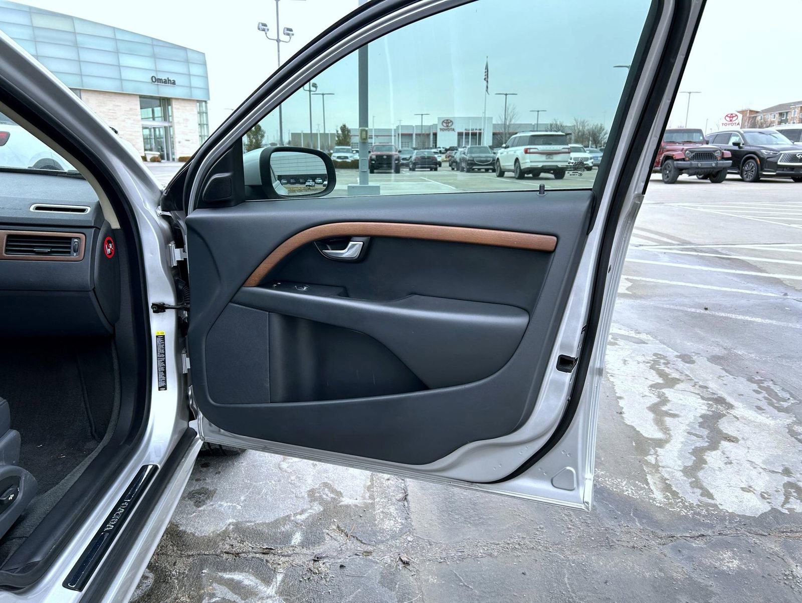 Used 2009 Volvo S80 3.2 image 16