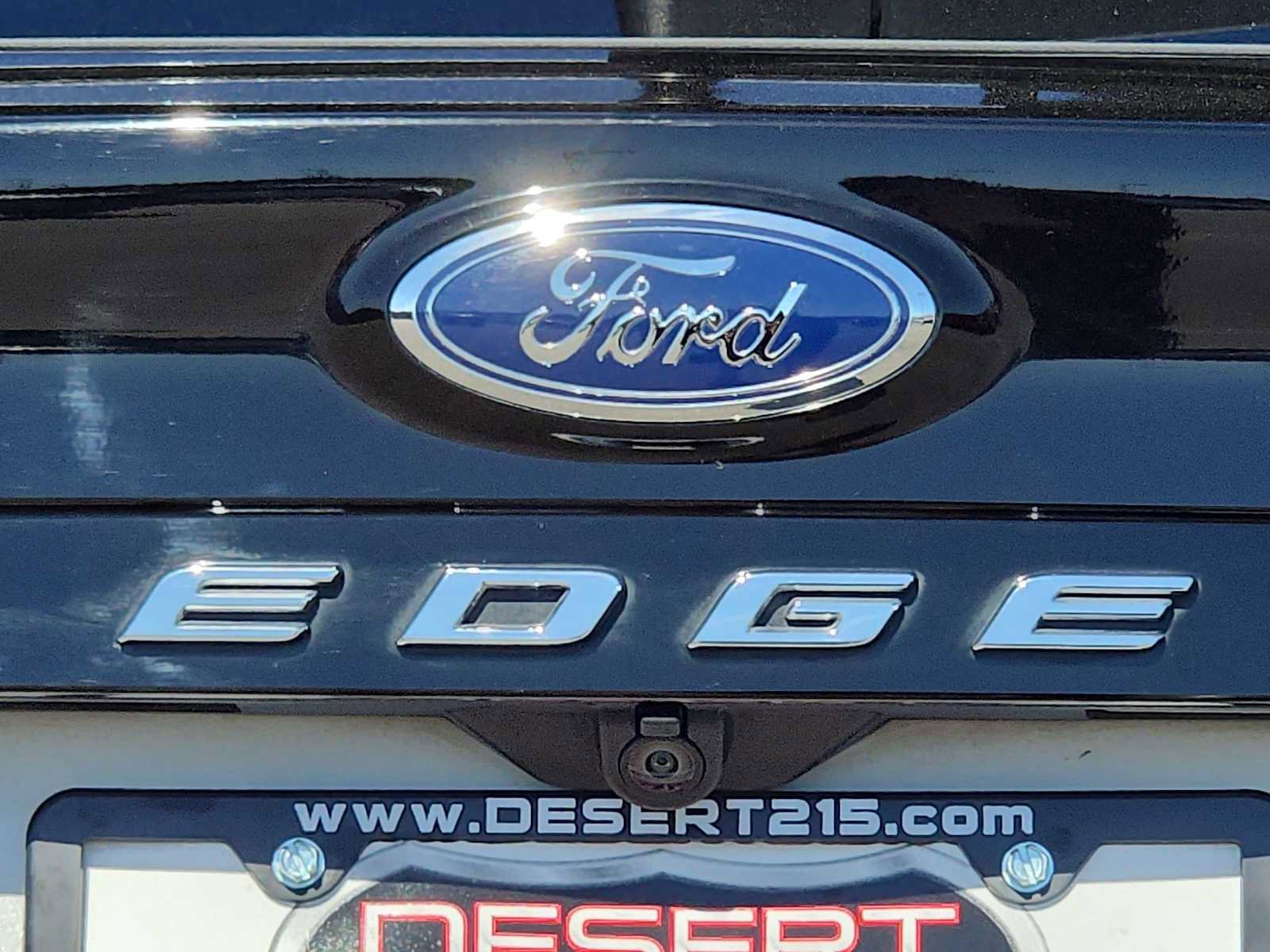 Used 2022 Ford Edge ST-Line w/ Class II Trailer Tow Package AWD/4WD image 11
