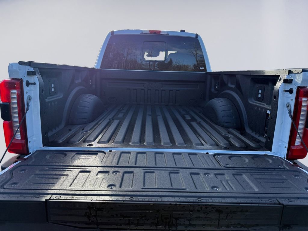 New 2026 Ford F350 XLT w/ XLT Premium Package AWD/4WD image 19