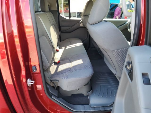 Used 2021 Nissan Frontier SV image 16