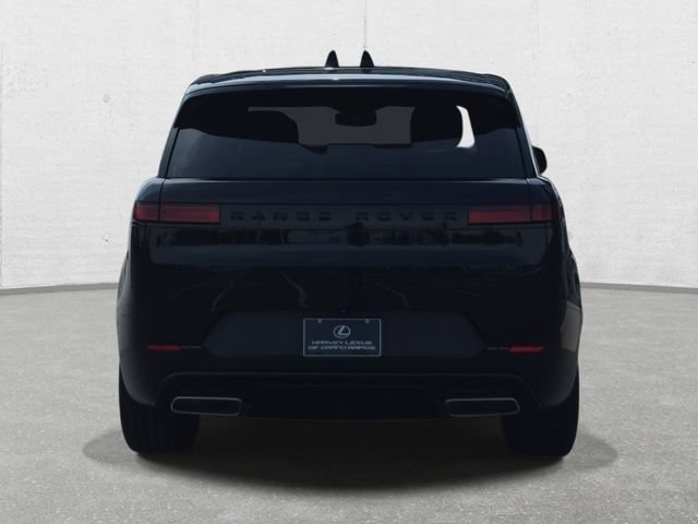 Used 2025 Land Rover Range Rover Sport SE AWD/4WD image 6