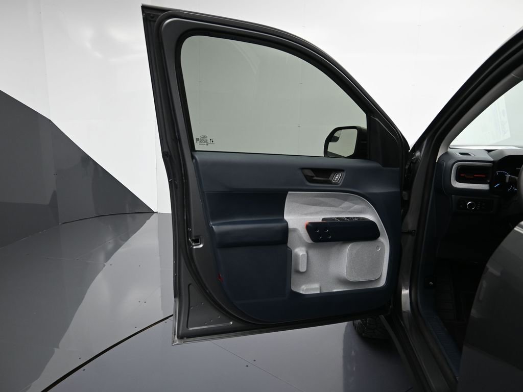 Certified 2023 Ford Maverick XLT image 11