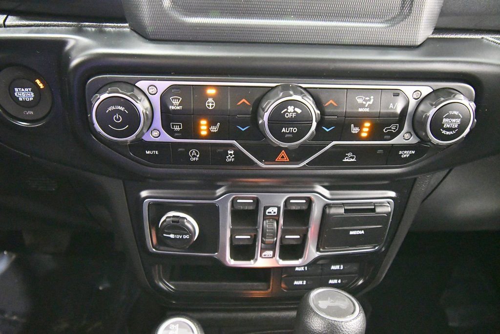 Used 2023 Jeep Wrangler Sport image 25