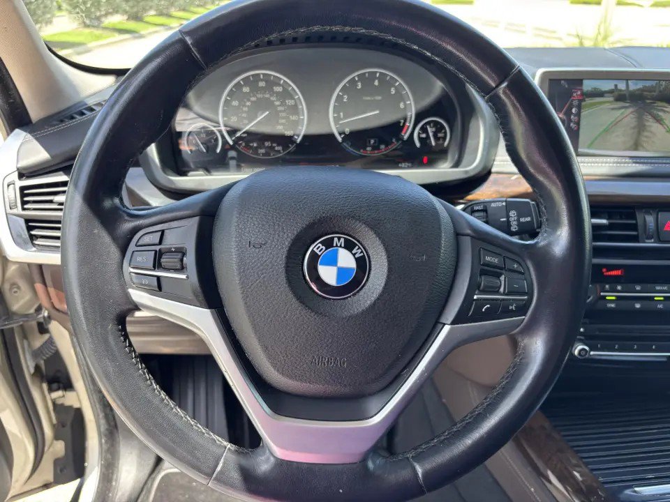 Used 2015 BMW X5 xDrive35i w/ Premium Package AWD/4WD image 28
