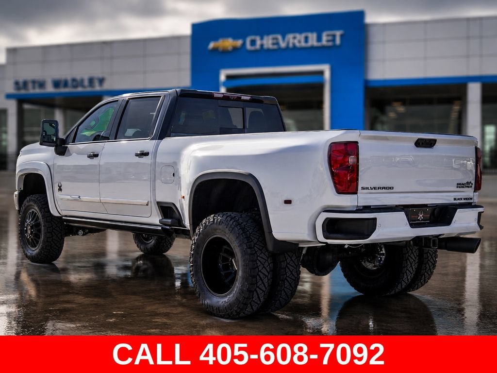 Used 2025 Chevrolet Silverado 3500 High Country w/ High Country Premium Package AWD/4WD image 5