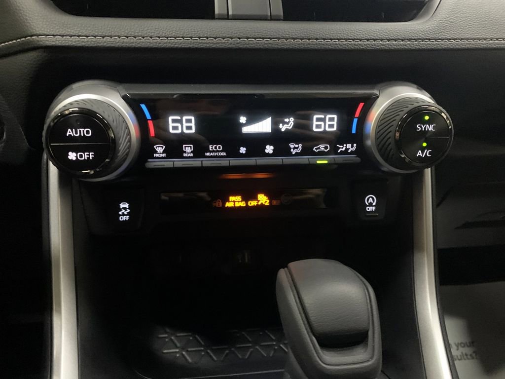 Used 2024 Toyota RAV4 XLE image 24