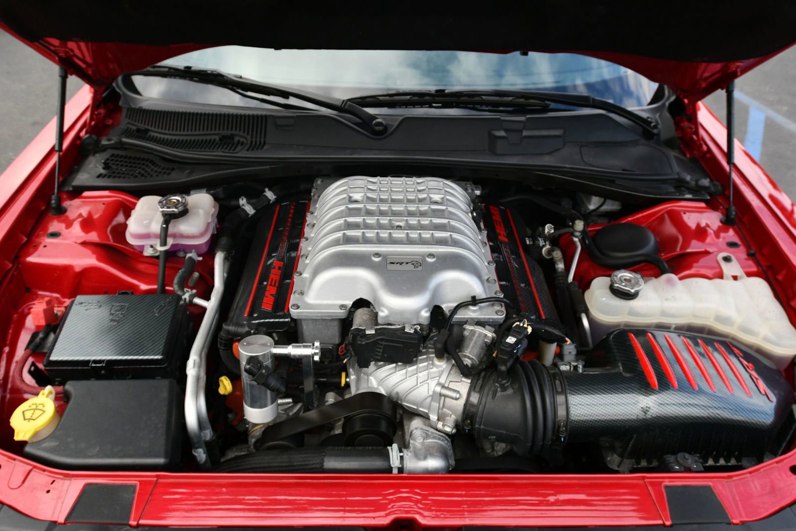 Used 2016 Dodge Challenger SRT Hellcat image 18