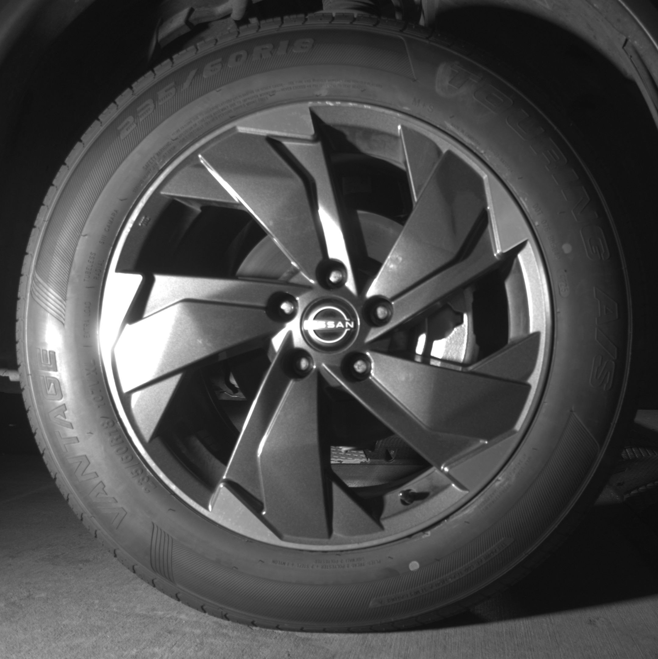 Used 2025 Nissan Rogue SV AWD/4WD image 13