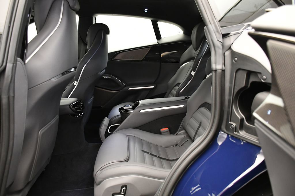 Used 2023 Ferrari Purosangue image 44