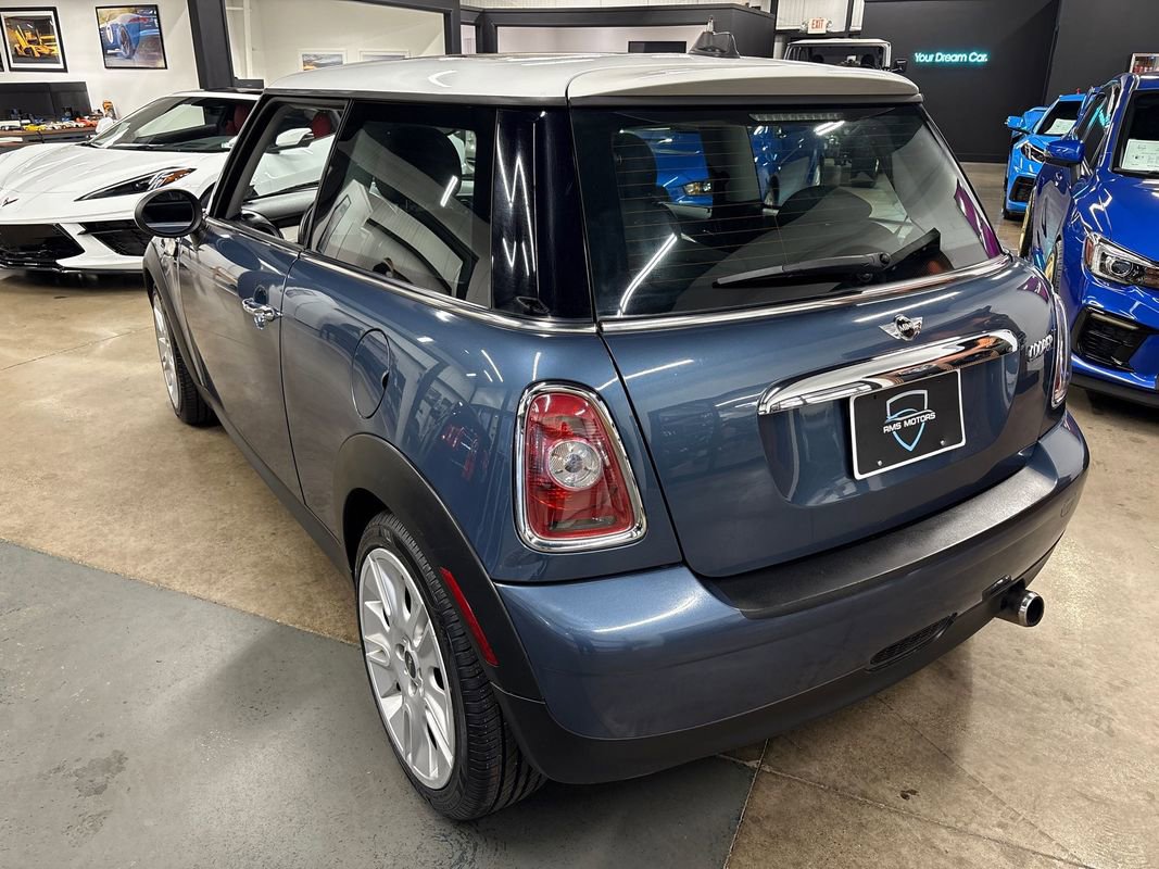 Used 2010 MINI Cooper Hardtop image 8