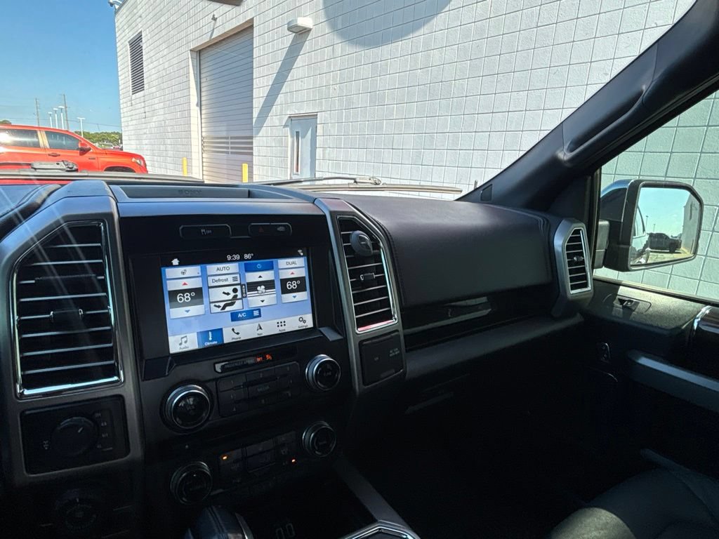 Used 2016 Ford F150 Platinum w/ Equipment Group 701A Luxury AWD/4WD image 16