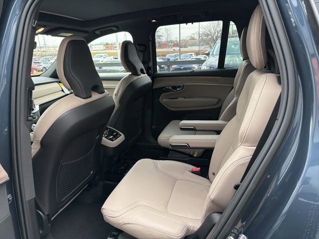 New 2026 Volvo XC90 B6 Ultra w/ Protection Package Premier image 7