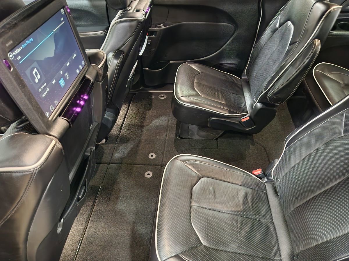 Used 2020 Chrysler Pacifica Limited w/ Advanced Safetytec Group image 53