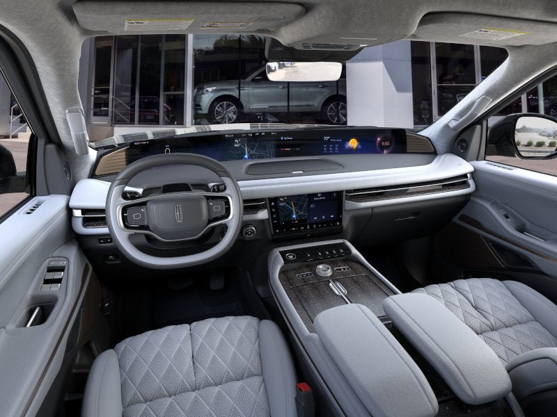 New 2026 Lincoln Navigator L Black Label AWD/4WD image 9